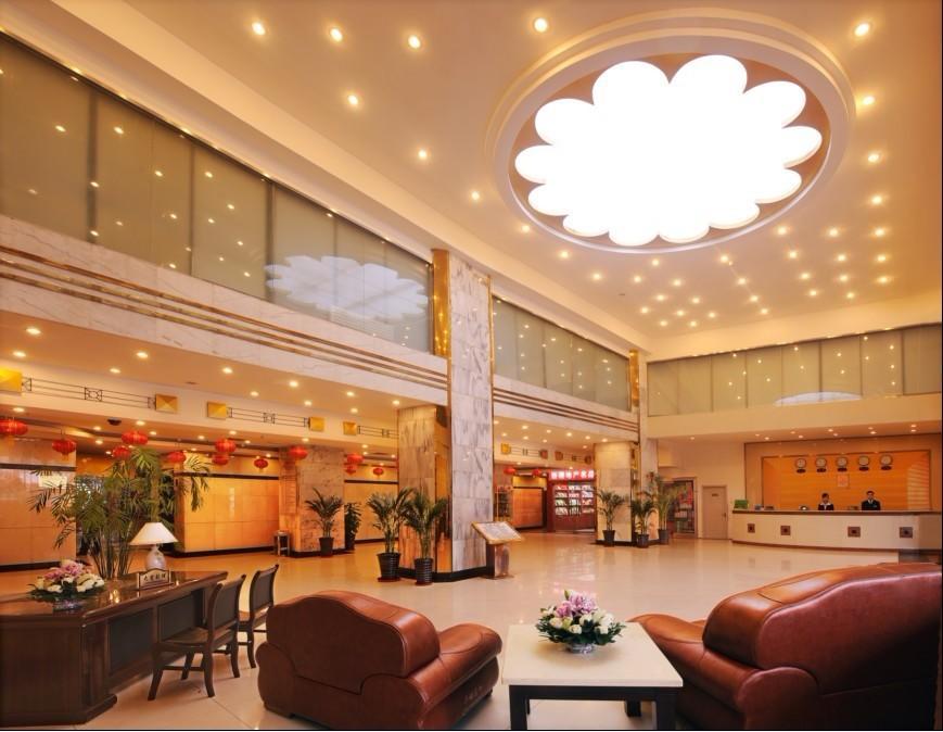 Urumqi Jingu Hotel 外观 照片